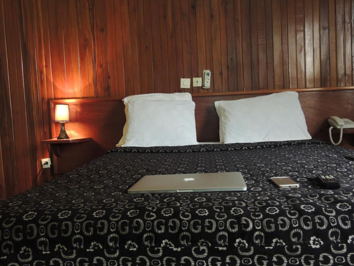 Hotel Saffana Ντουάλα Εξωτερικό φωτογραφία