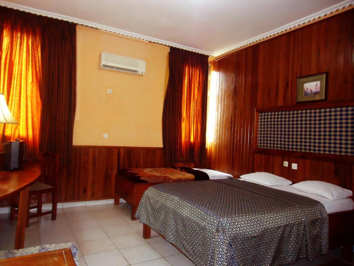 Hotel Saffana Ντουάλα Εξωτερικό φωτογραφία